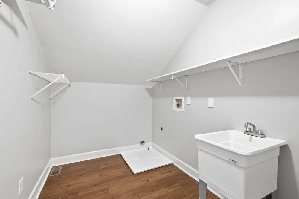 704 Postal Ct Brentwood, TN 37027