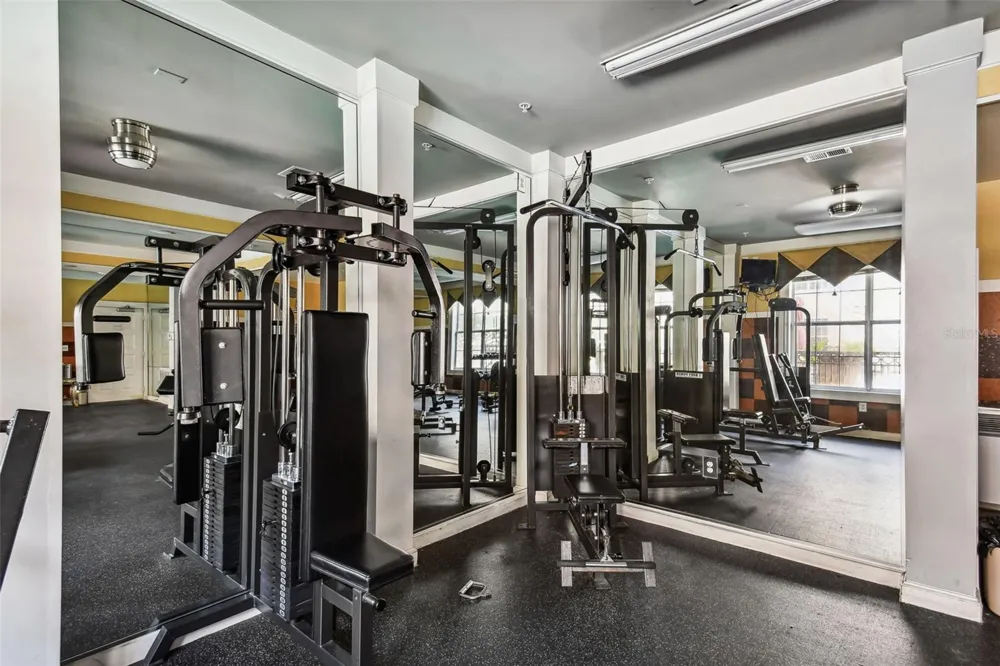 4221 W SPRUCE STREET #2425 Tampa, FL 33607