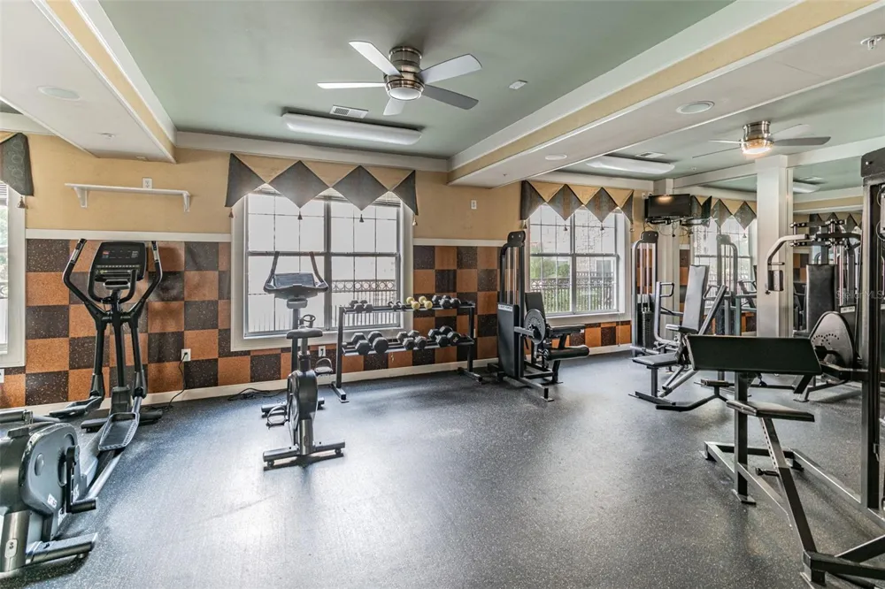 4221 W SPRUCE STREET #2425 Tampa, FL 33607