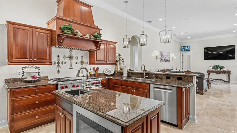 2943 OAK TREE LANE Lakeland, FL 33810