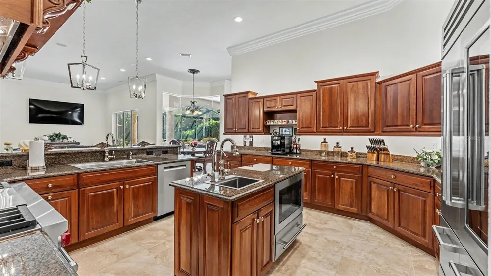 2943 OAK TREE LANE Lakeland, FL 33810