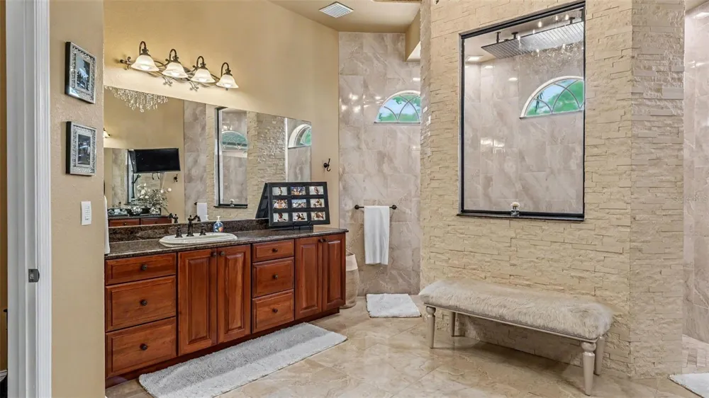 2943 OAK TREE LANE Lakeland, FL 33810