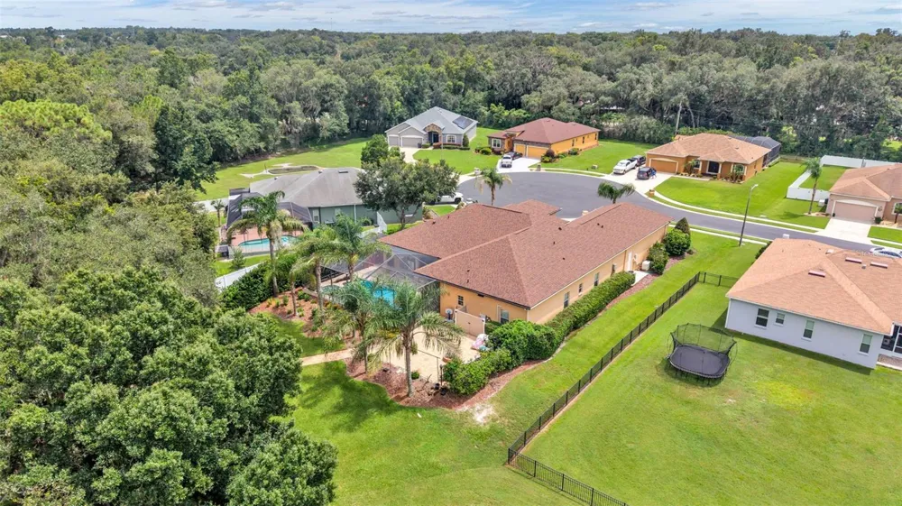 2943 OAK TREE LANE Lakeland, FL 33810