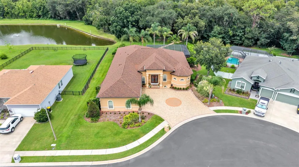 2943 OAK TREE LANE Lakeland, FL 33810