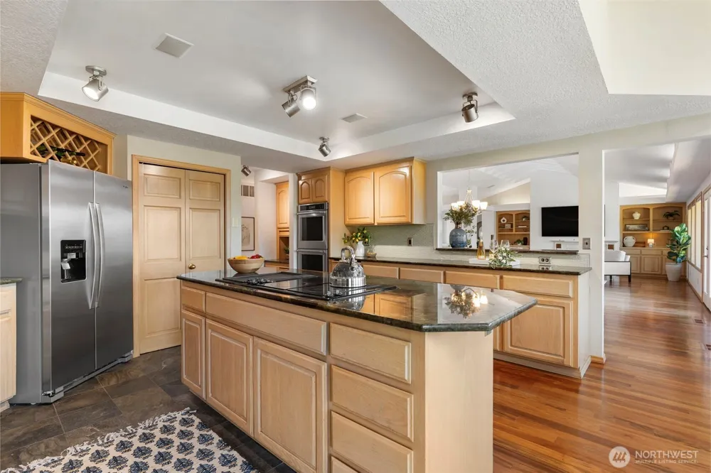 7308 NW Duckabush Lane Silverdale, WA 98383