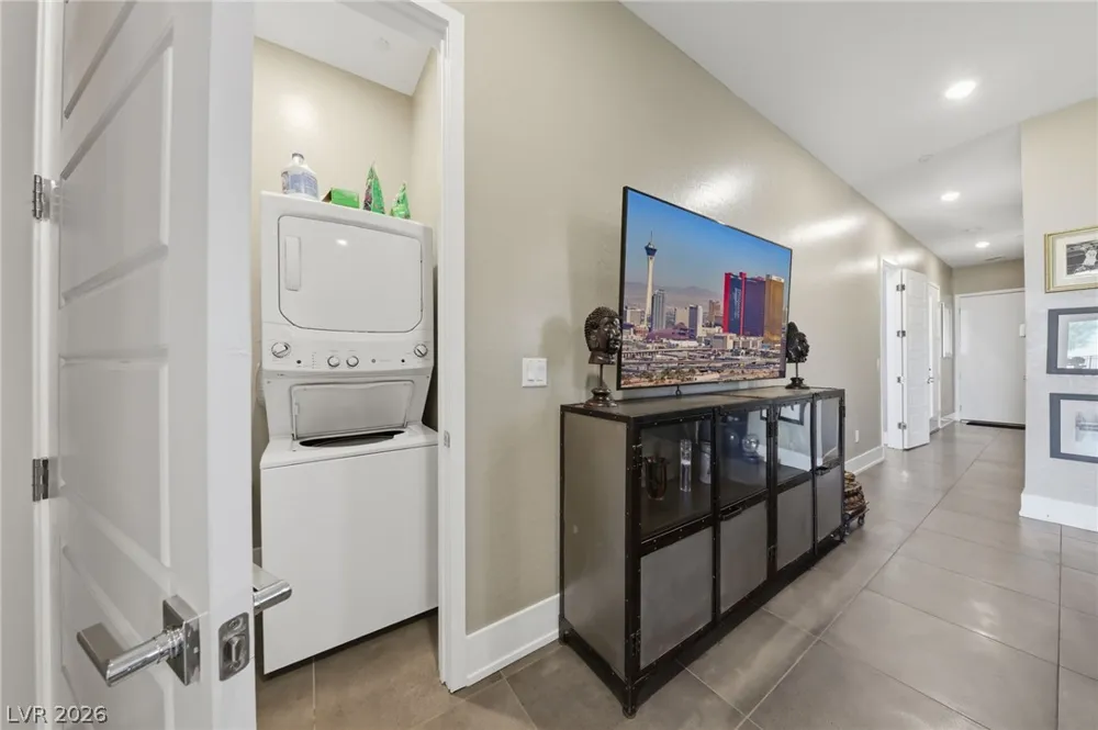 302 Shaded Canyon Drive Henderson, NV 89012