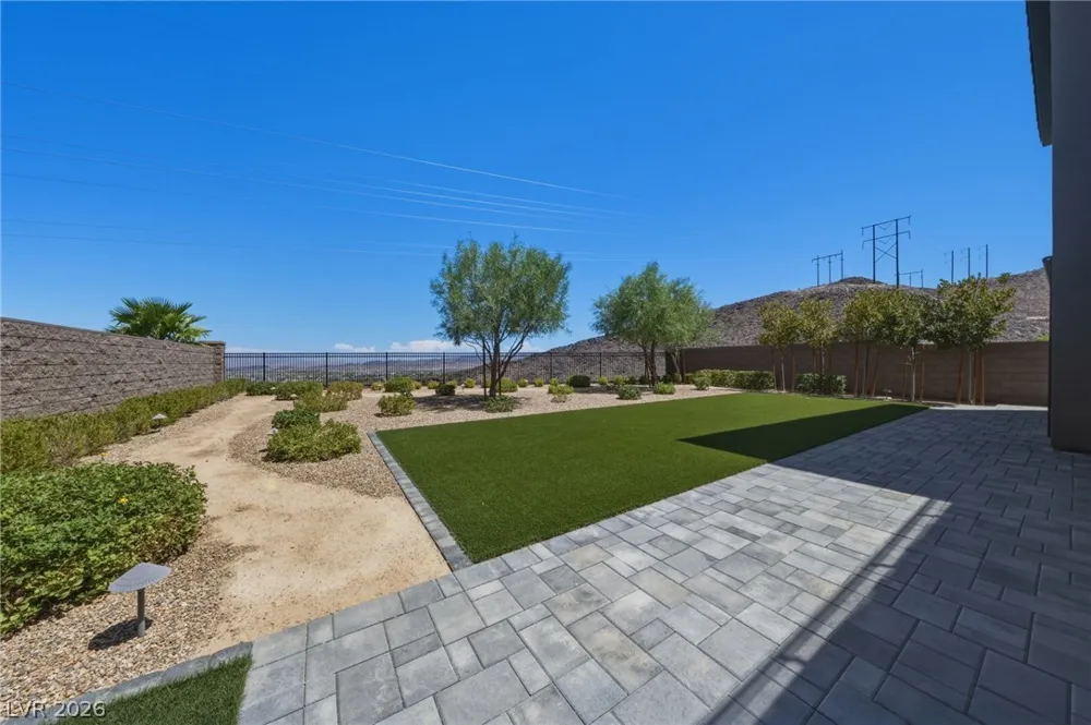 302 Shaded Canyon Drive Henderson, NV 89012