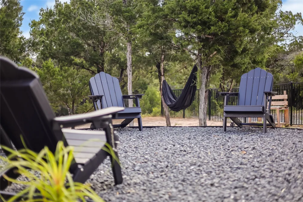 19520 Tranquility Falls Path Jonestown, TX 78645