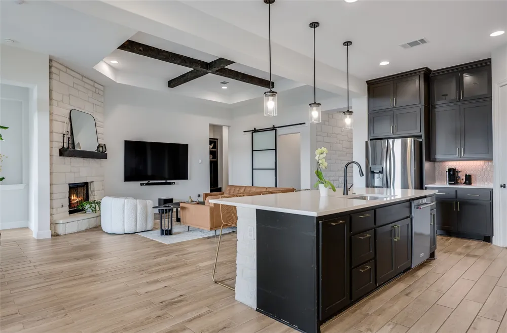 19520 Tranquility Falls Path Jonestown, TX 78645