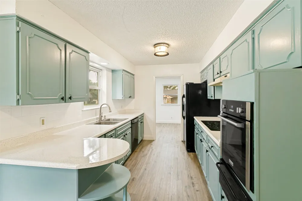 7449 Monterrey Drive Fort Worth, TX 76112