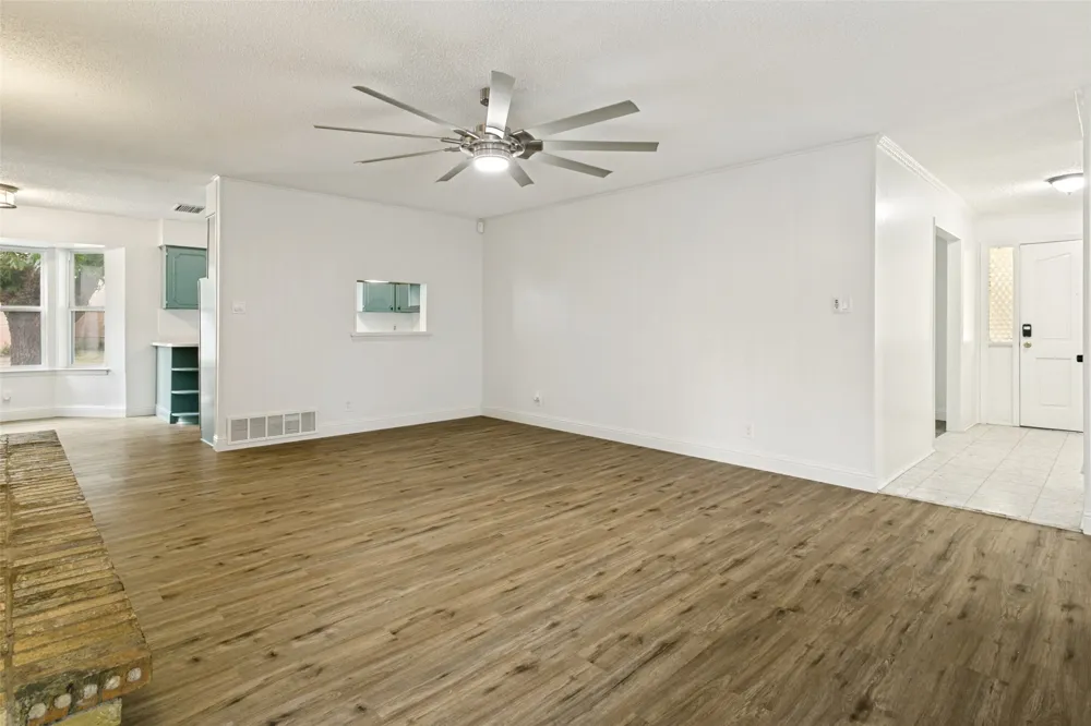 7449 Monterrey Drive Fort Worth, TX 76112