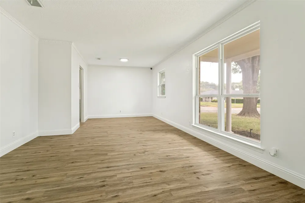 7449 Monterrey Drive Fort Worth, TX 76112