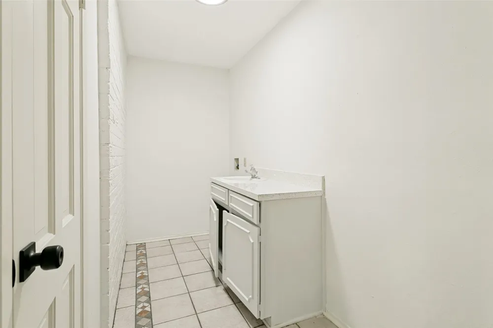 7449 Monterrey Drive Fort Worth, TX 76112