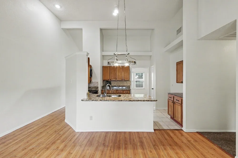 2926 Hilltop Drive Euless, TX 76039