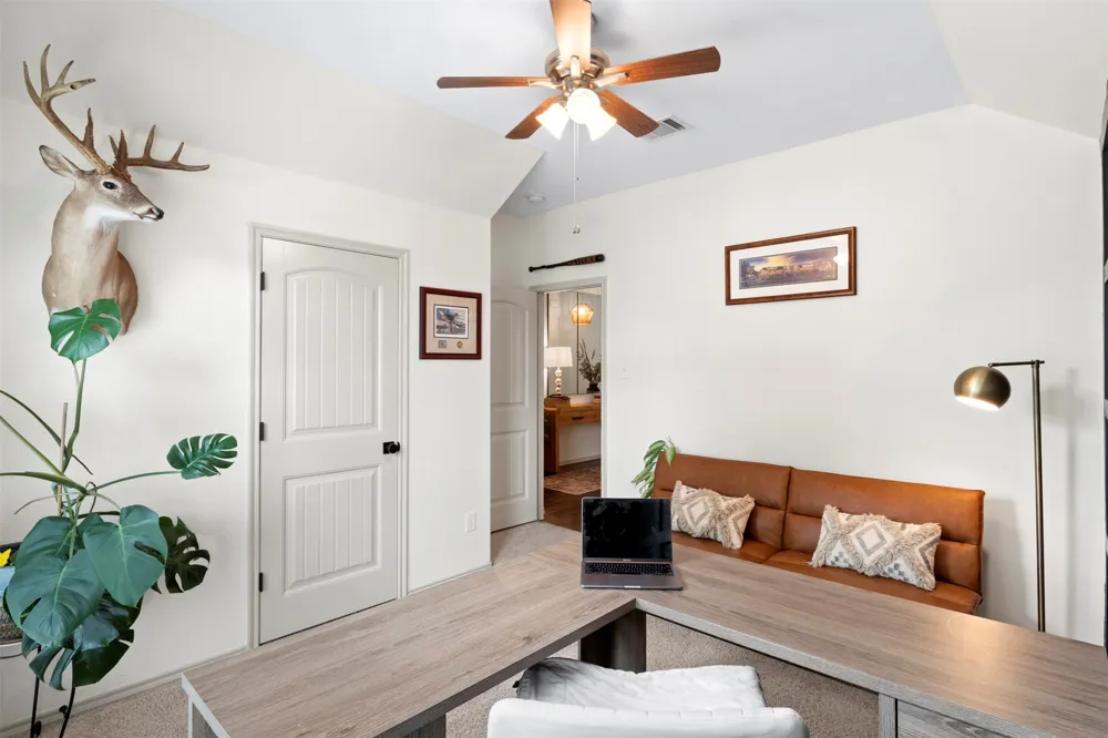 2189 Liriope Lane Waxahachie, TX 75165