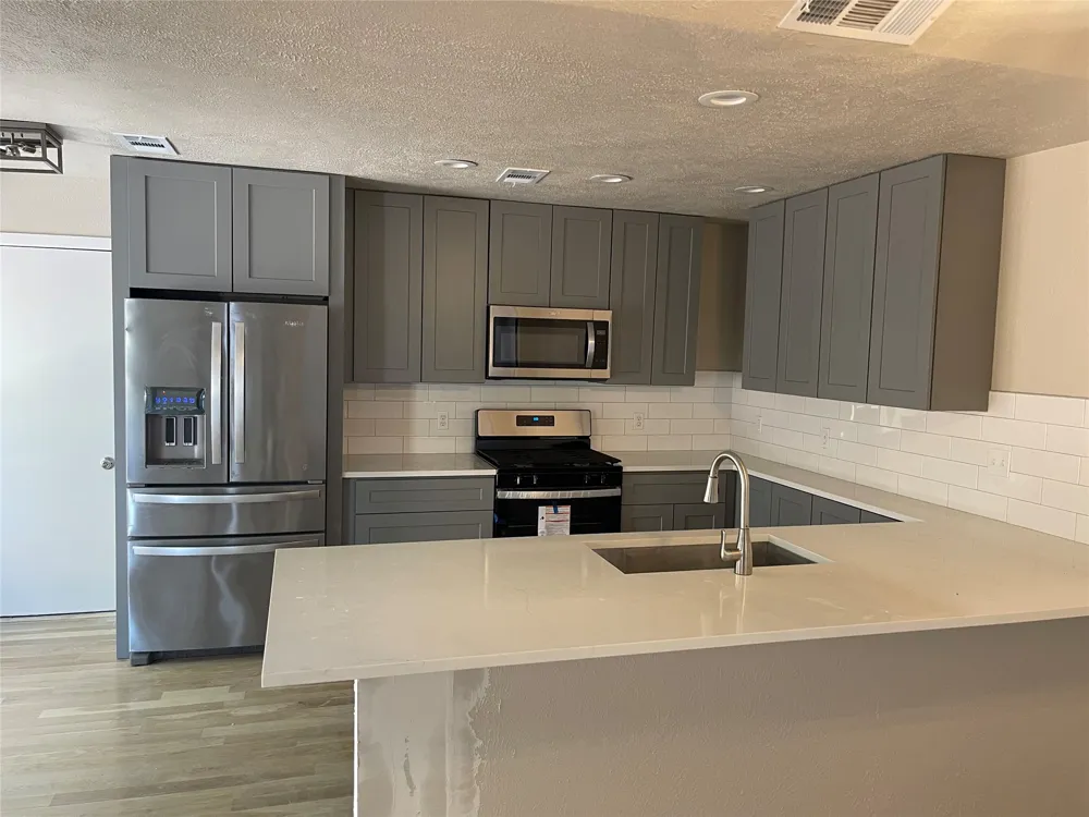 3040 Airhaven Street Dallas, TX 75229