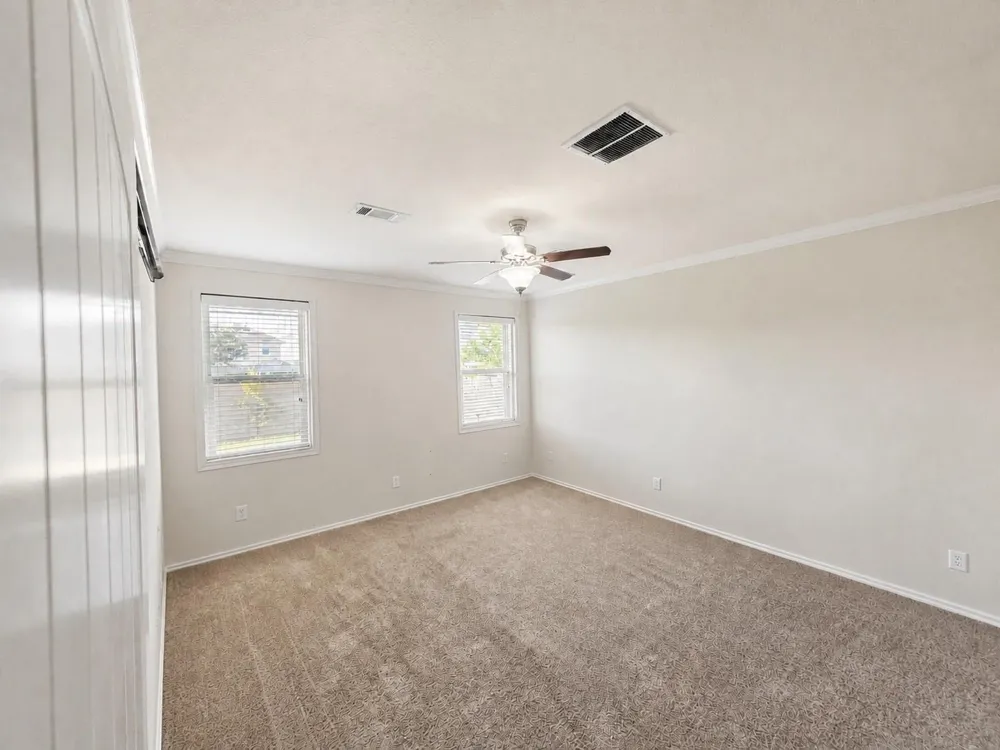 4319 Amaryllis Avenue Baytown, TX 77521