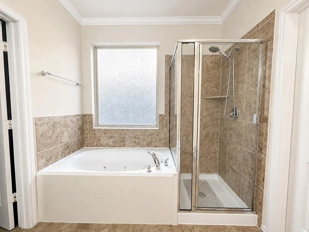 4319 Amaryllis Avenue Baytown, TX 77521