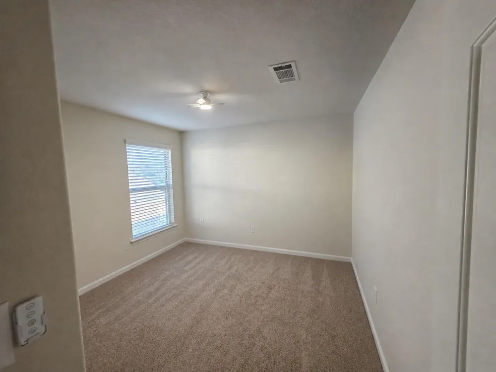 4319 Amaryllis Avenue Baytown, TX 77521