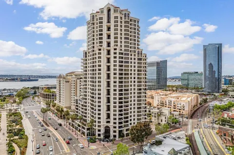 700 W Harbor Dr. #1502