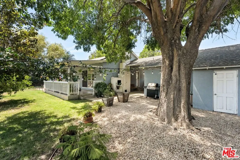 25202 Atwood Boulevard Santa Clarita, CA 91321