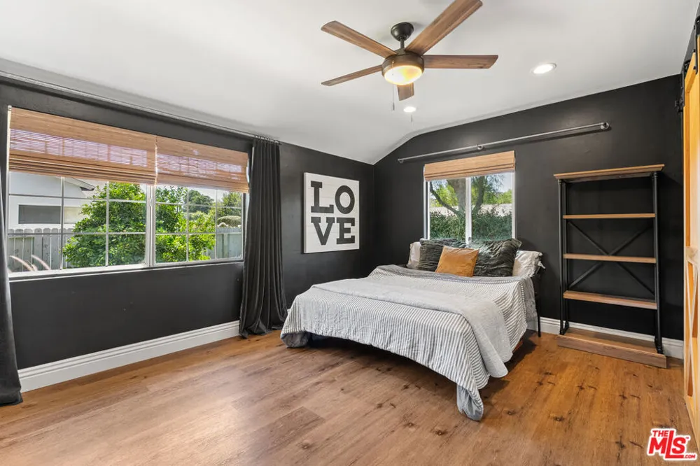 25202 Atwood Boulevard Santa Clarita, CA 91321