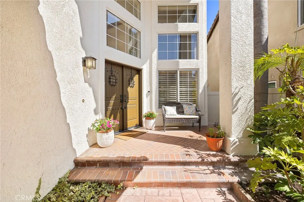 30 Sandbridge Aliso Viejo, CA 92656