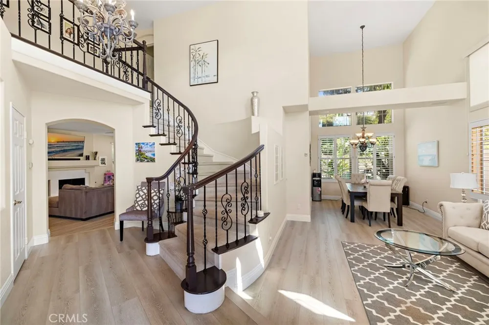 30 Sandbridge Aliso Viejo, CA 92656
