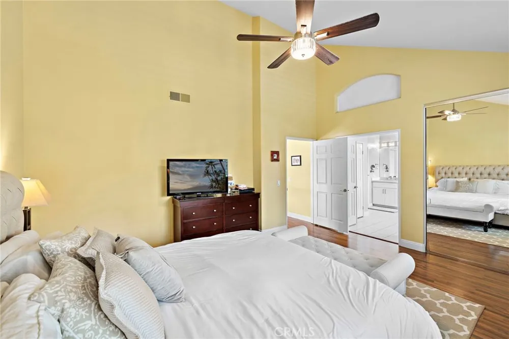 30 Sandbridge Aliso Viejo, CA 92656