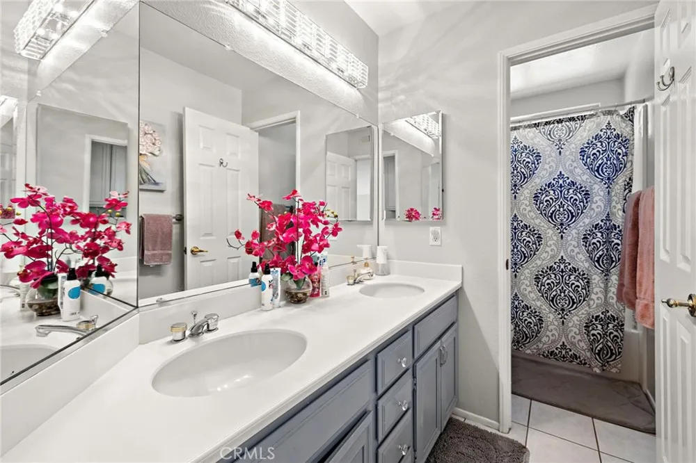 30 Sandbridge Aliso Viejo, CA 92656