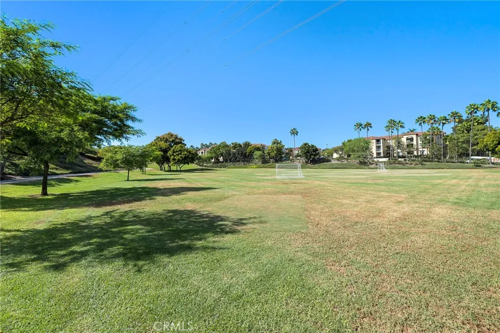 30 Sandbridge Aliso Viejo, CA 92656