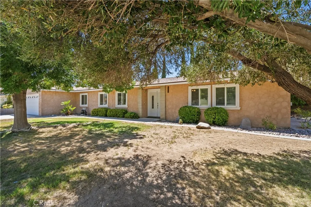 42827 Kilham Avenue Lancaster, CA 93534
