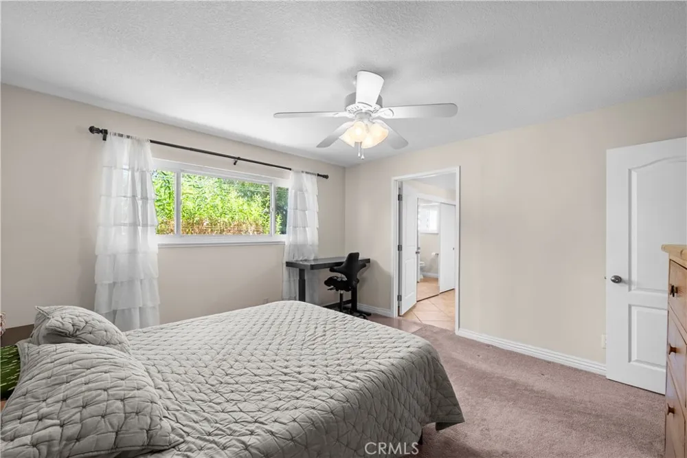 42827 Kilham Avenue Lancaster, CA 93534