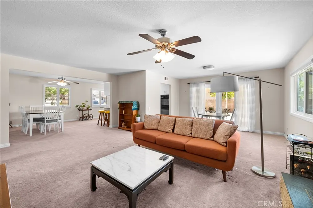 42827 Kilham Avenue Lancaster, CA 93534