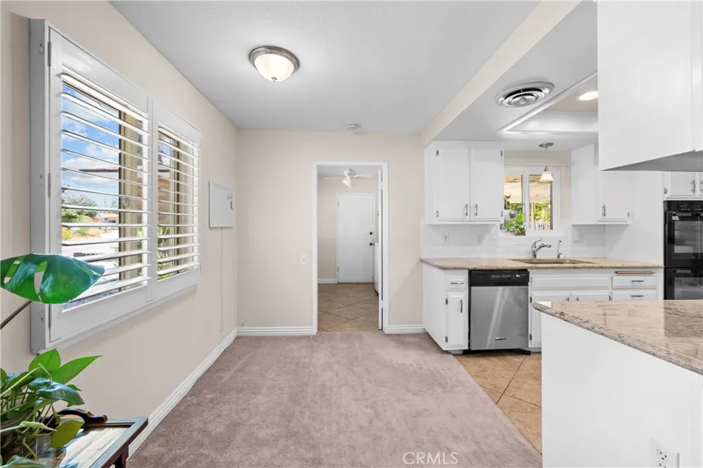 42827 Kilham Avenue Lancaster, CA 93534