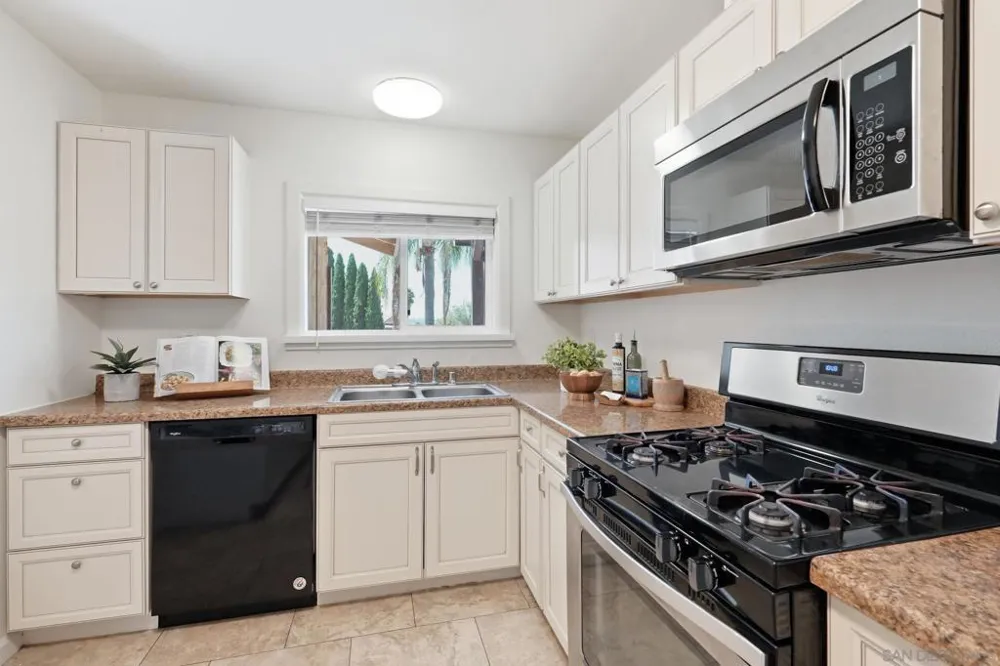 795 Via Callado Oceanside, CA 92057