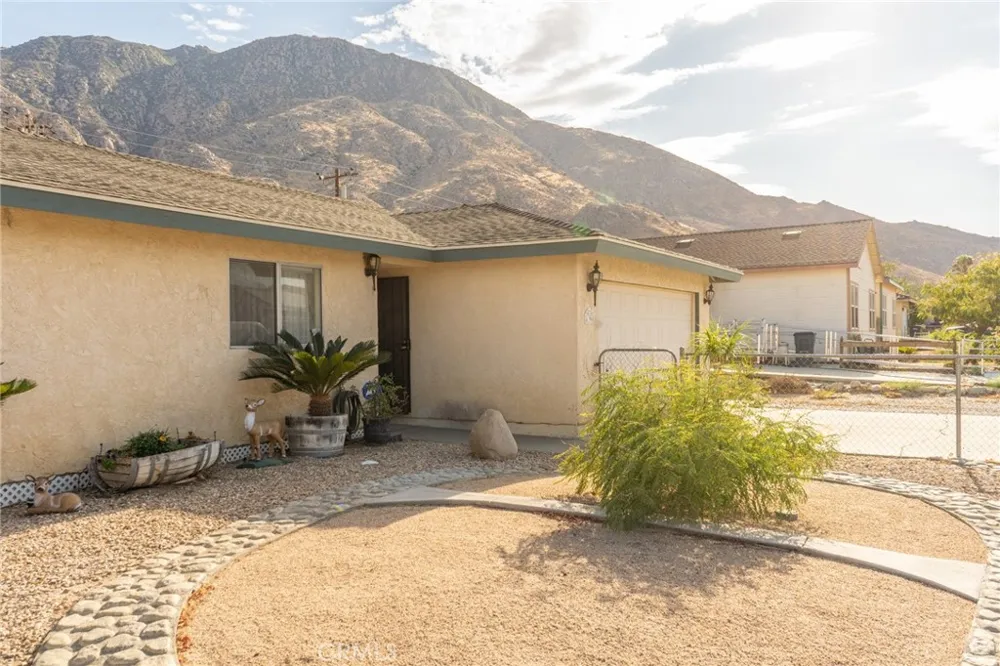 51961 Ida Cabazon, CA 92230