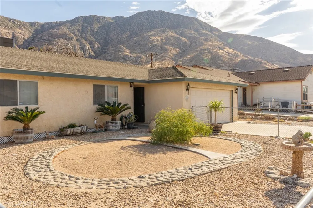 51961 Ida Cabazon, CA 92230