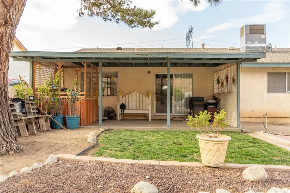 51961 Ida Cabazon, CA 92230