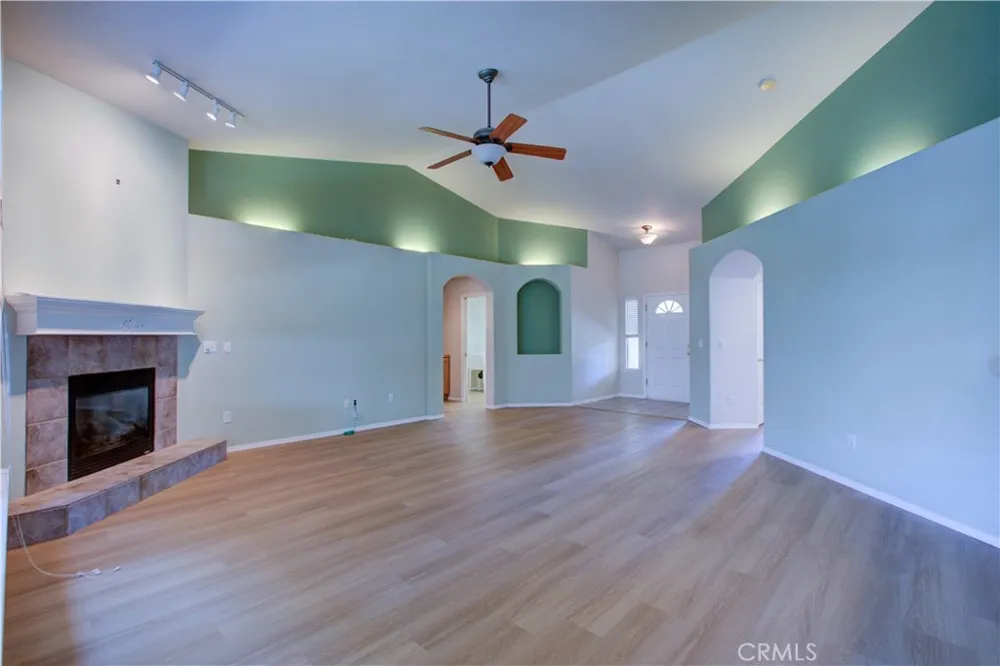 1065 Mallard Merced, CA 95340