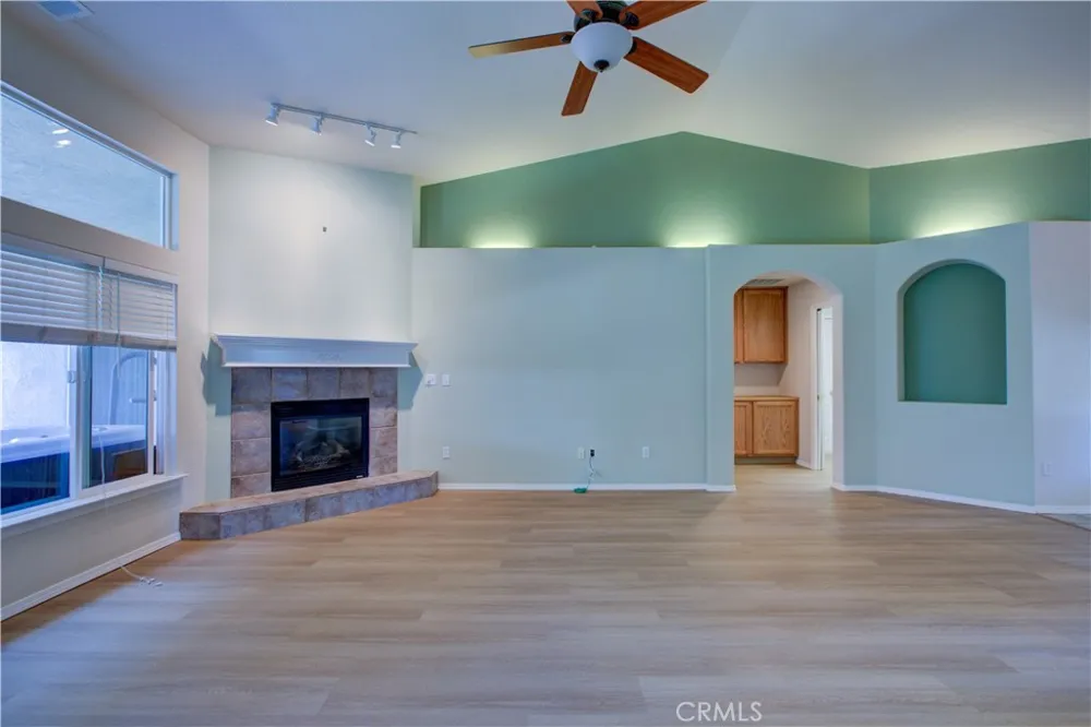 1065 Mallard Merced, CA 95340