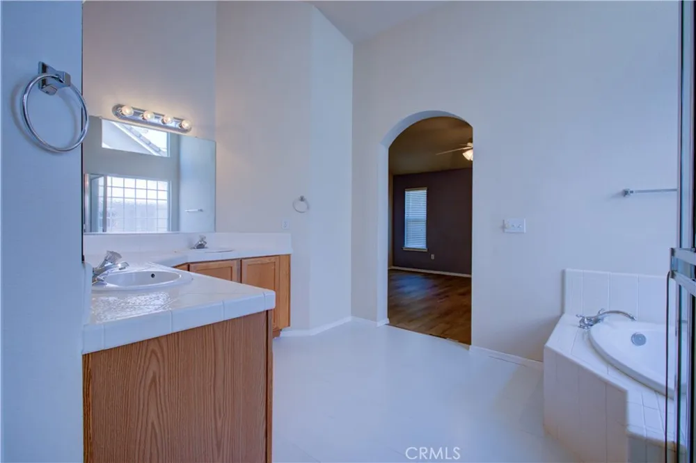 1065 Mallard Merced, CA 95340