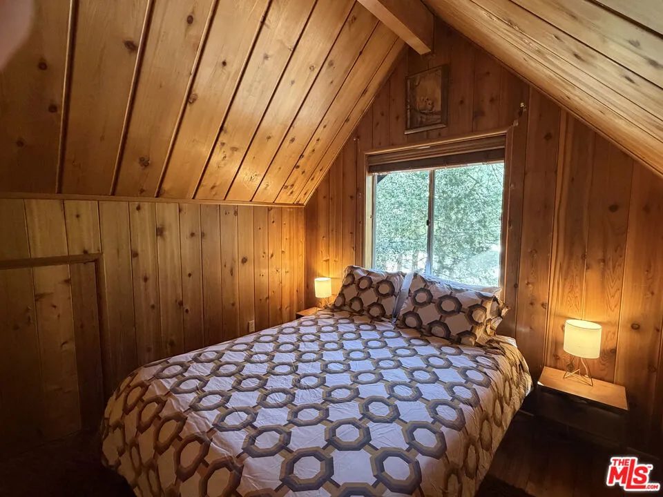 25470 Scenic Drive Idyllwild, CA 92549