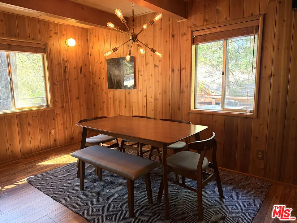 25470 Scenic Drive Idyllwild, CA 92549