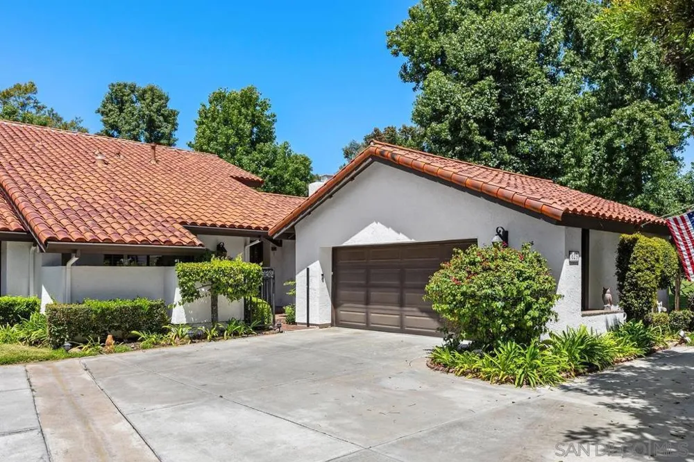 623 Camino Catalina Solana Beach, CA 92075