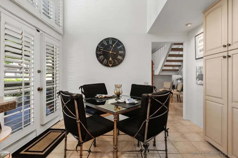 623 Camino Catalina Solana Beach, CA 92075