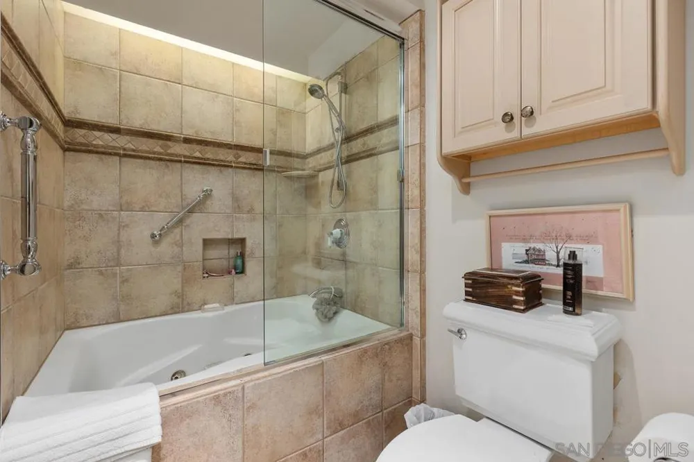 623 Camino Catalina Solana Beach, CA 92075