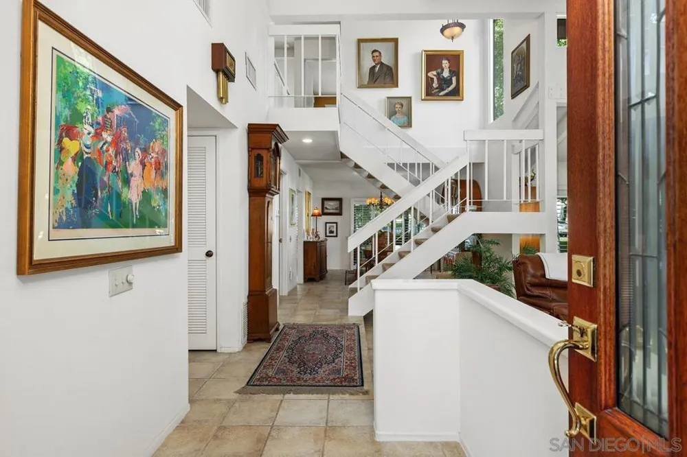 623 Camino Catalina Solana Beach, CA 92075