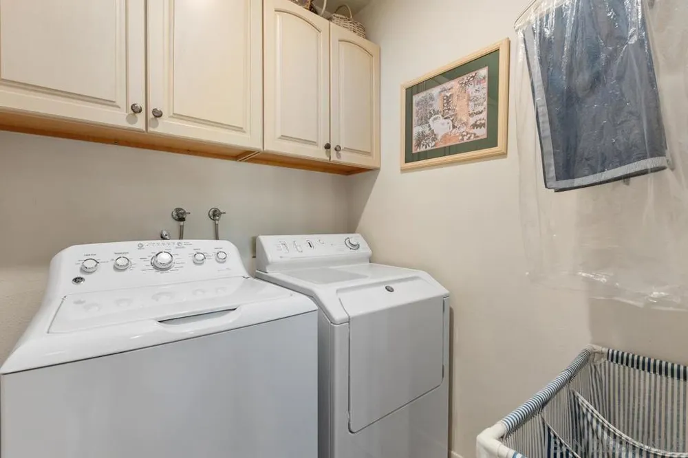 623 Camino Catalina Solana Beach, CA 92075