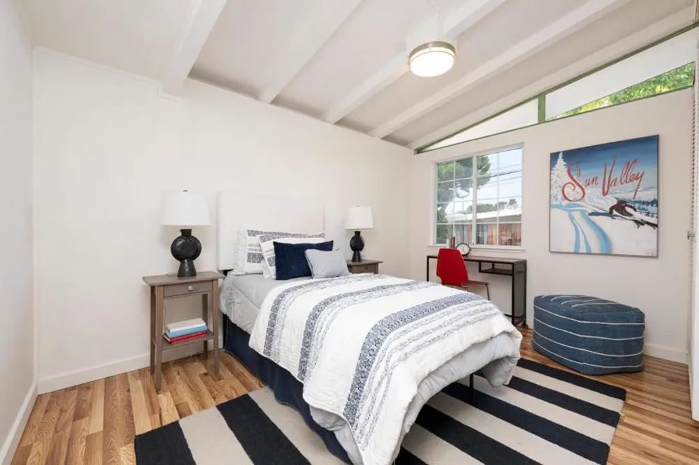 10570 S Tantau Avenue Cupertino, CA 95014